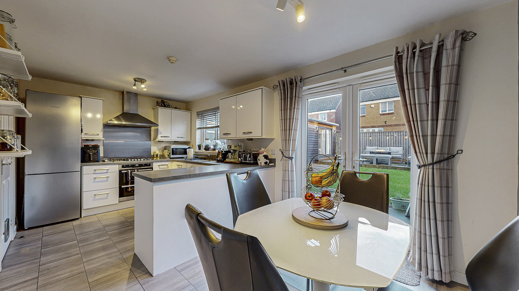 IMG_5569_15_large-707