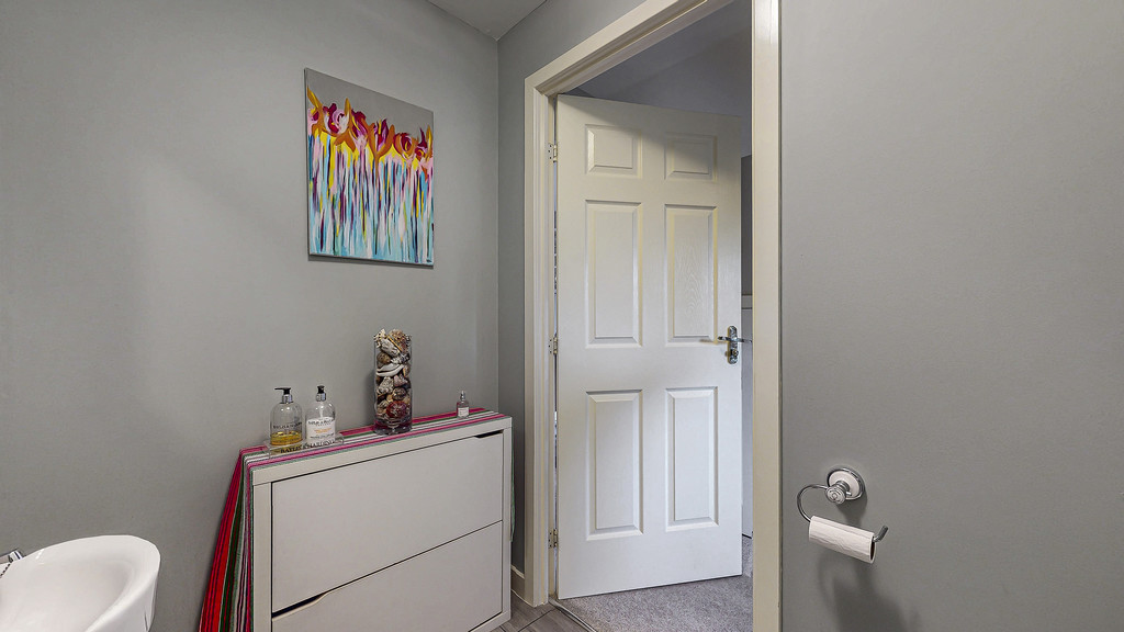 IMG_5569_18_large-702